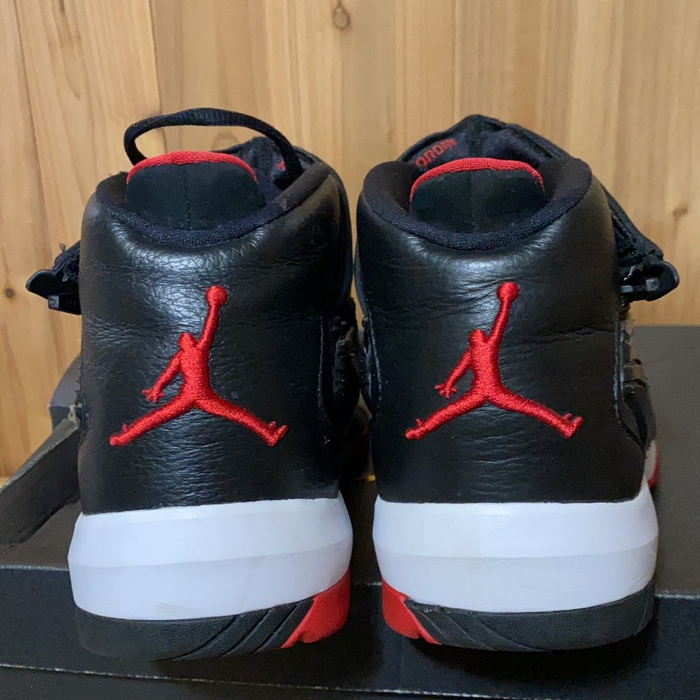 2018 Jordan Jumpman Swift - image 2
